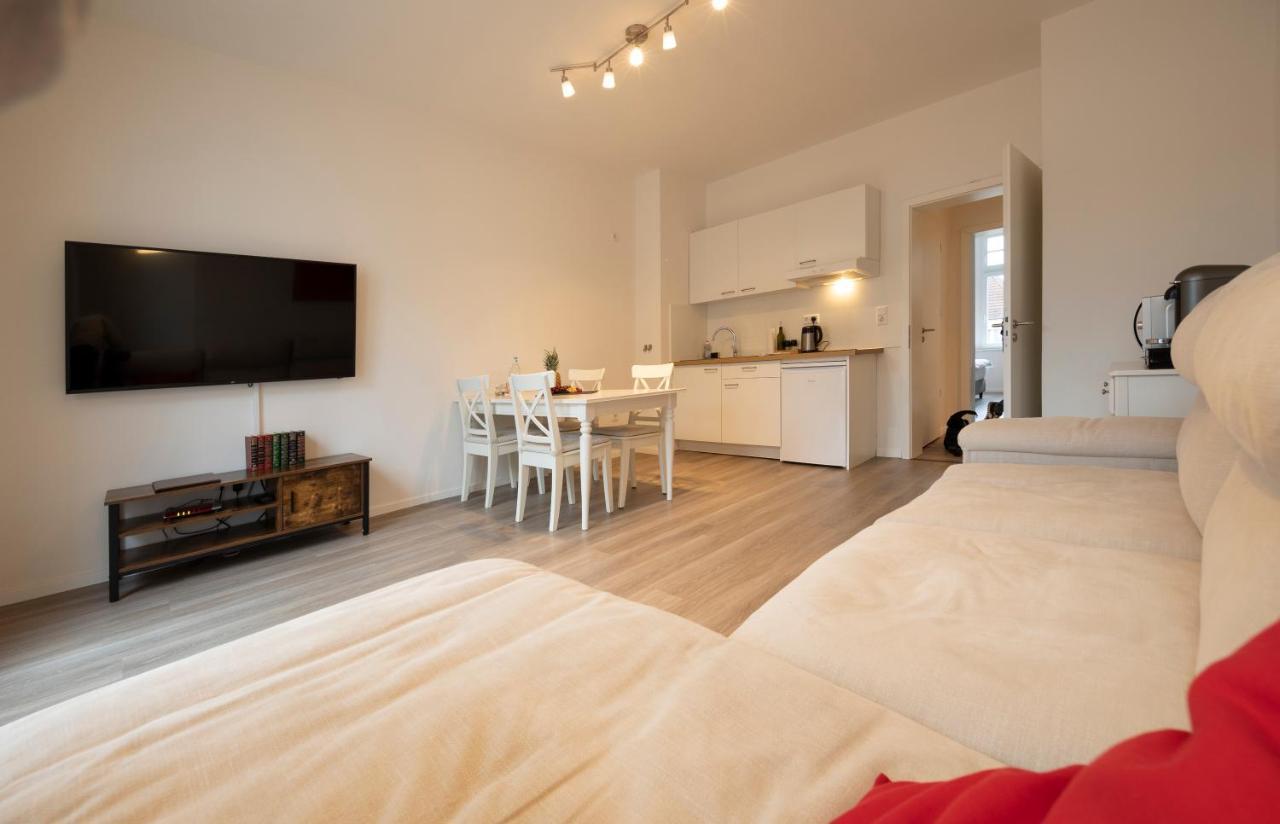 Jaybnb - Apartment Direkt Am Hafen Mit Terrasse Und Uhd Tv Dortmund Exterior foto