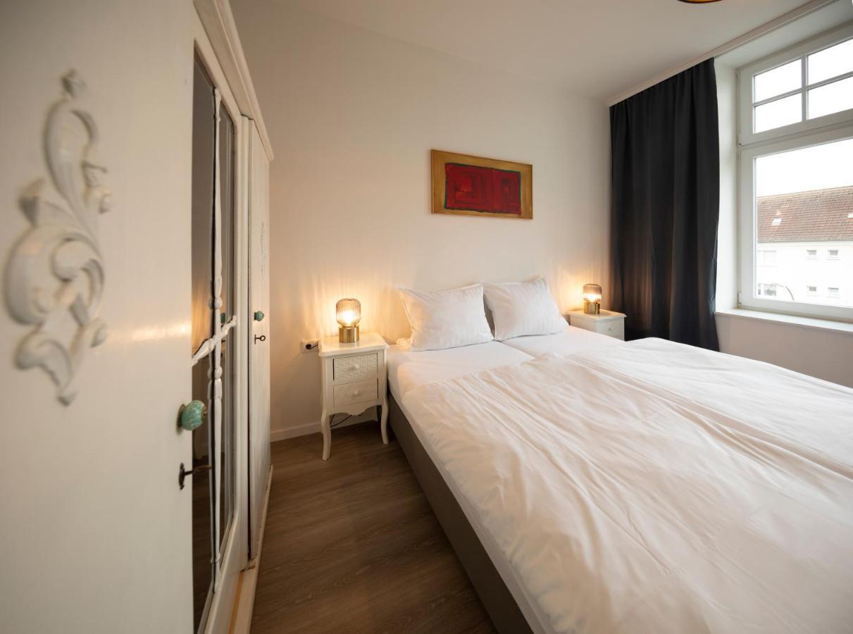 Jaybnb - Apartment Direkt Am Hafen Mit Terrasse Und Uhd Tv Dortmund Exterior foto